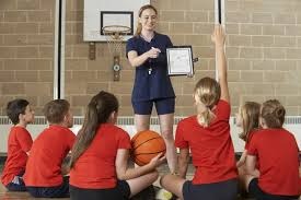 为什么粉红球棒背后的女性健康慈善活动提升了棒球运动的品牌温度