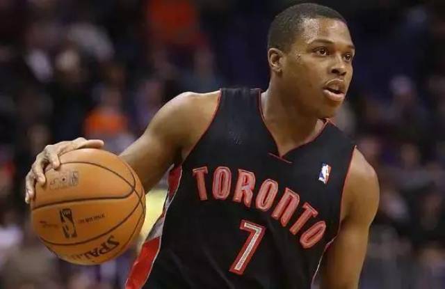 出有至少五 出有至少五