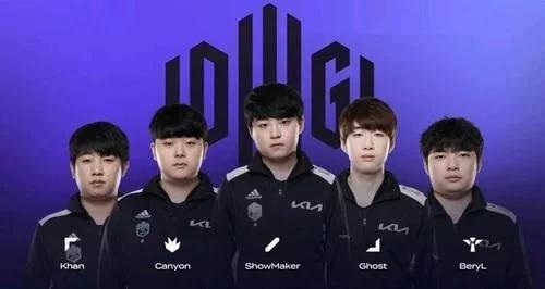 格吕克一直 格吕克一直